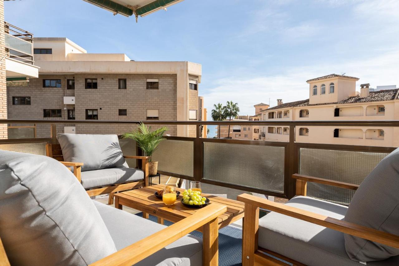 Sea View 2 Bedroom Apartment 2 Min Away From The Beach Торремолінос Екстер'єр фото