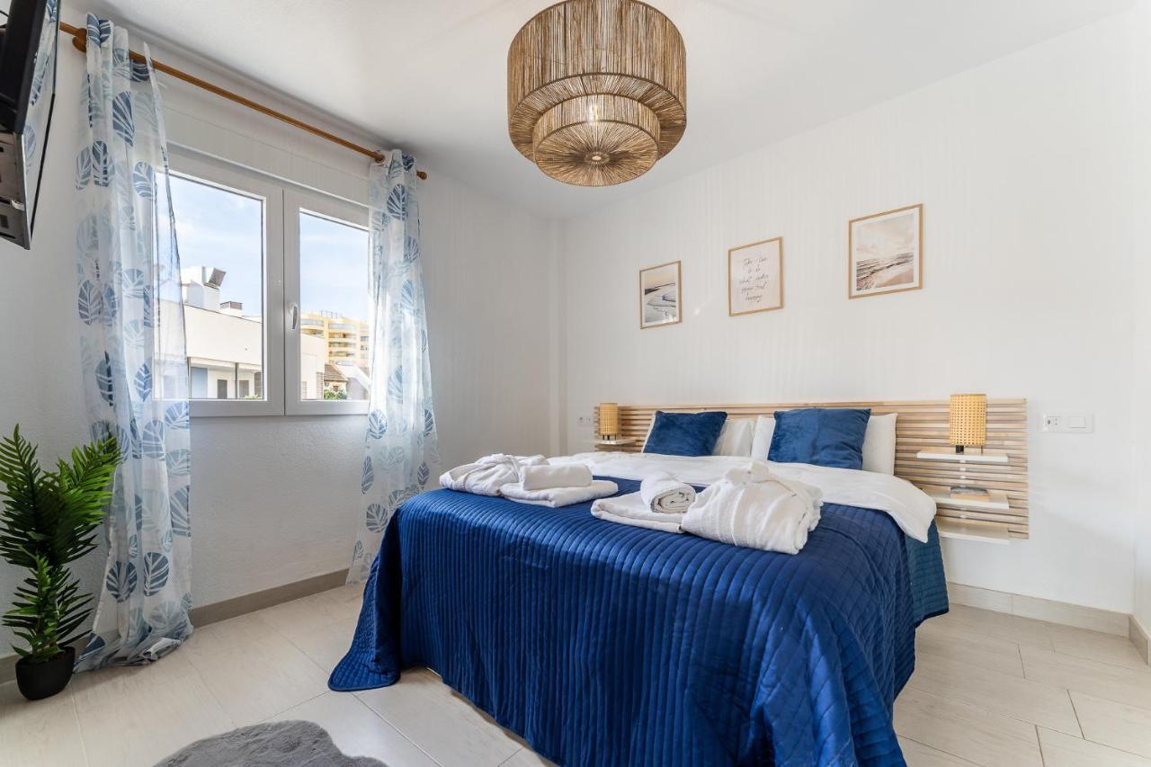 Sea View 2 Bedroom Apartment 2 Min Away From The Beach Торремолінос Екстер'єр фото